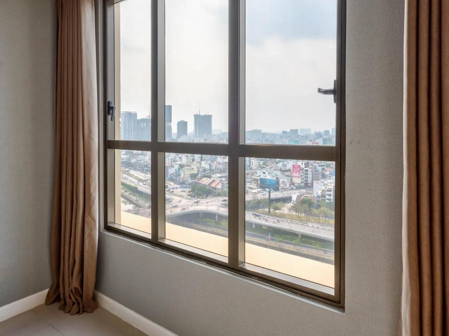 Rem Icon 56 Cbd Apartment - Free Gym & Pool Ho Chi Minh City