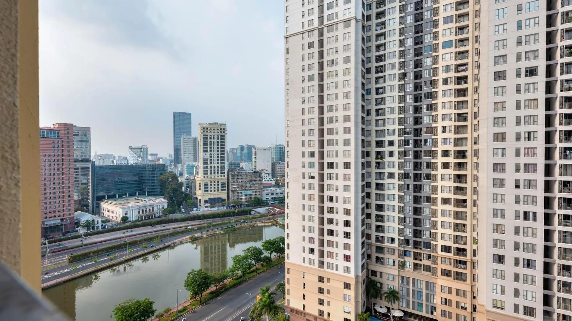 Rem Icon 56 Cbd Apartment - Free Gym & Pool Ho Chi Minh City