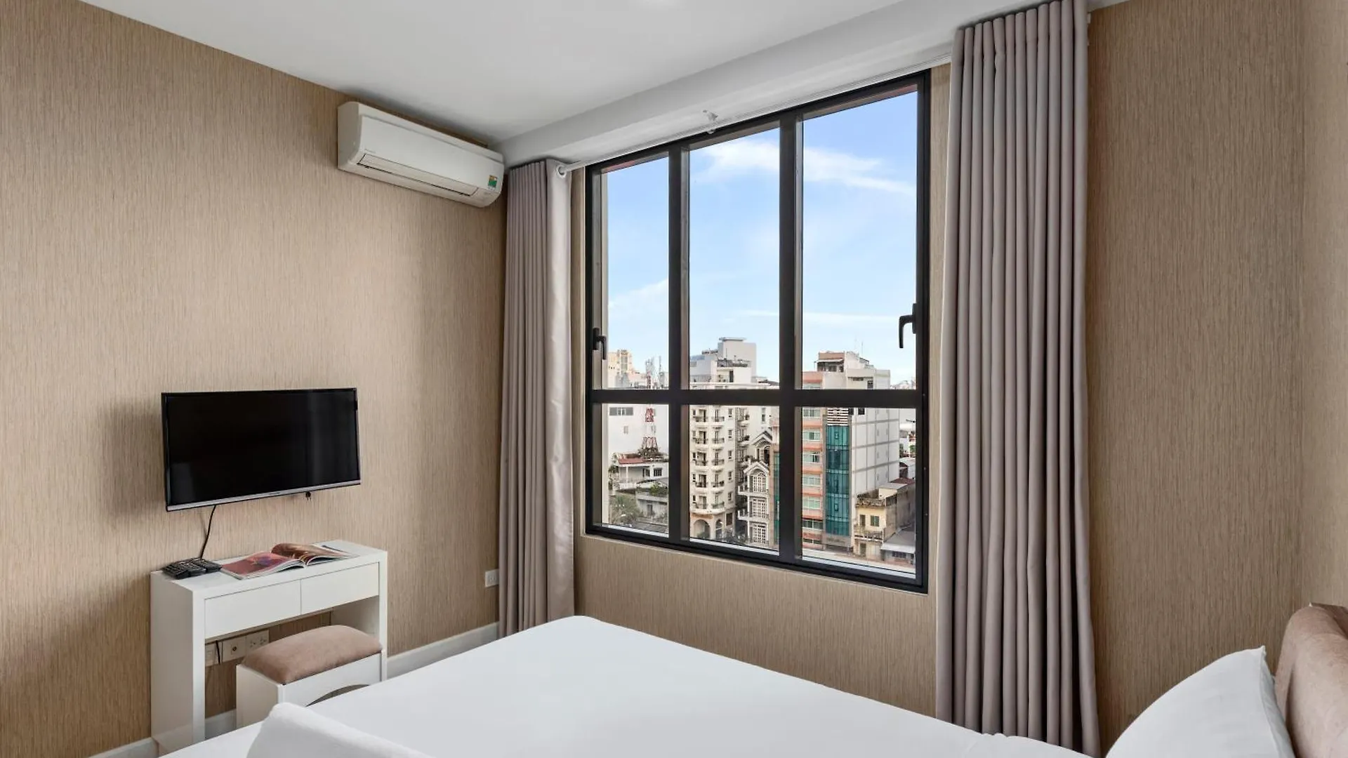 Rem Icon 56 Cbd Apartment - Free Gym & Pool Ho Chi Minh City 0*,